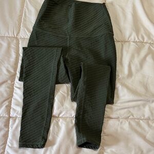 Born primitive XS leggings
